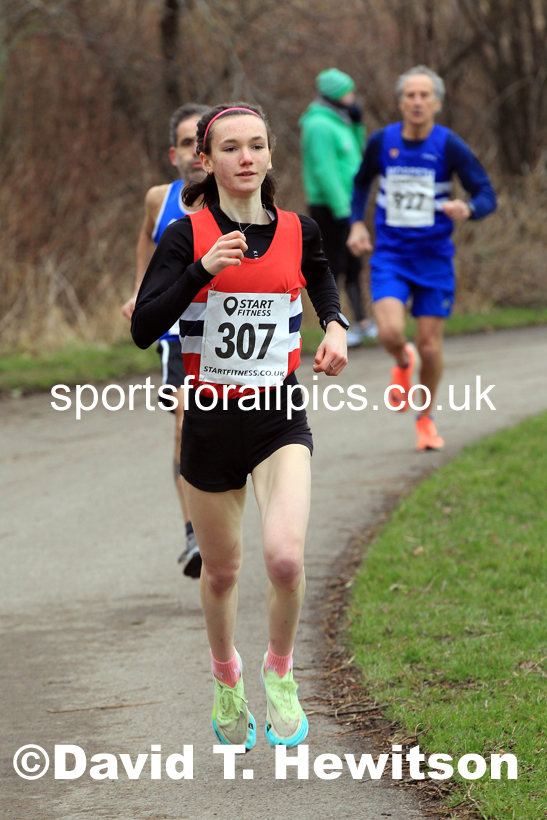 Senior women and veteran women and men over-50s NECAA Road Relay Champs., Hetton Lyons Park, Hetton le Hole, County Durham. Photo: David T. Hewitson/Sports for All Pics